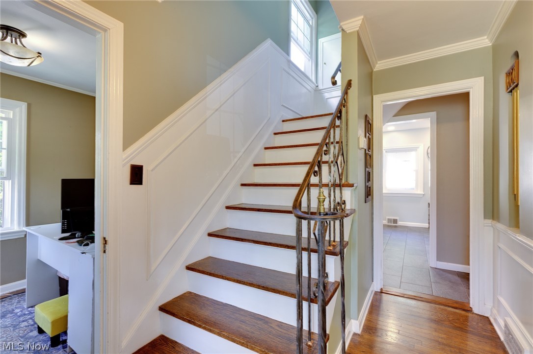 3655 Traver Road Beachwood, OH 44122 - Photo 3 of 42