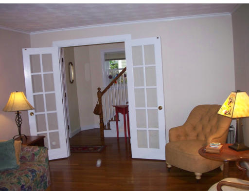 45 Garth Road Boston, MA 02132 - Photo 4 of 23