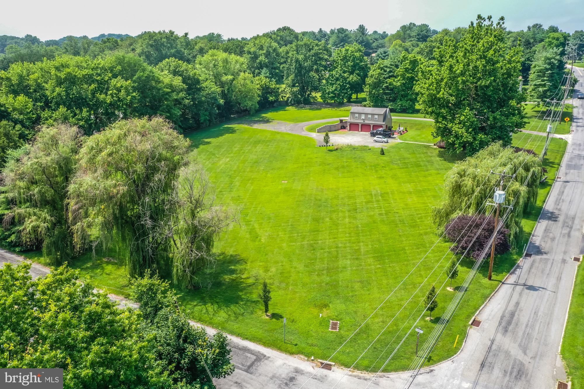 2069 Dutton Mill Road Newtown Square, PA 19073 - Photo 5 of 50 Fantastic Level Lot!