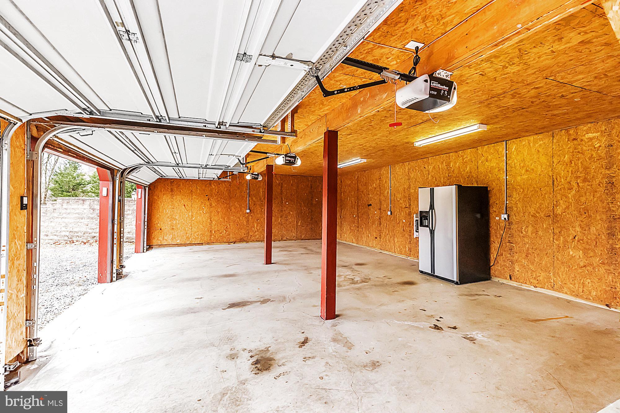 2069 Dutton Mill Road Newtown Square, PA 19073 - Photo 41 of 50 Oversized & Heated