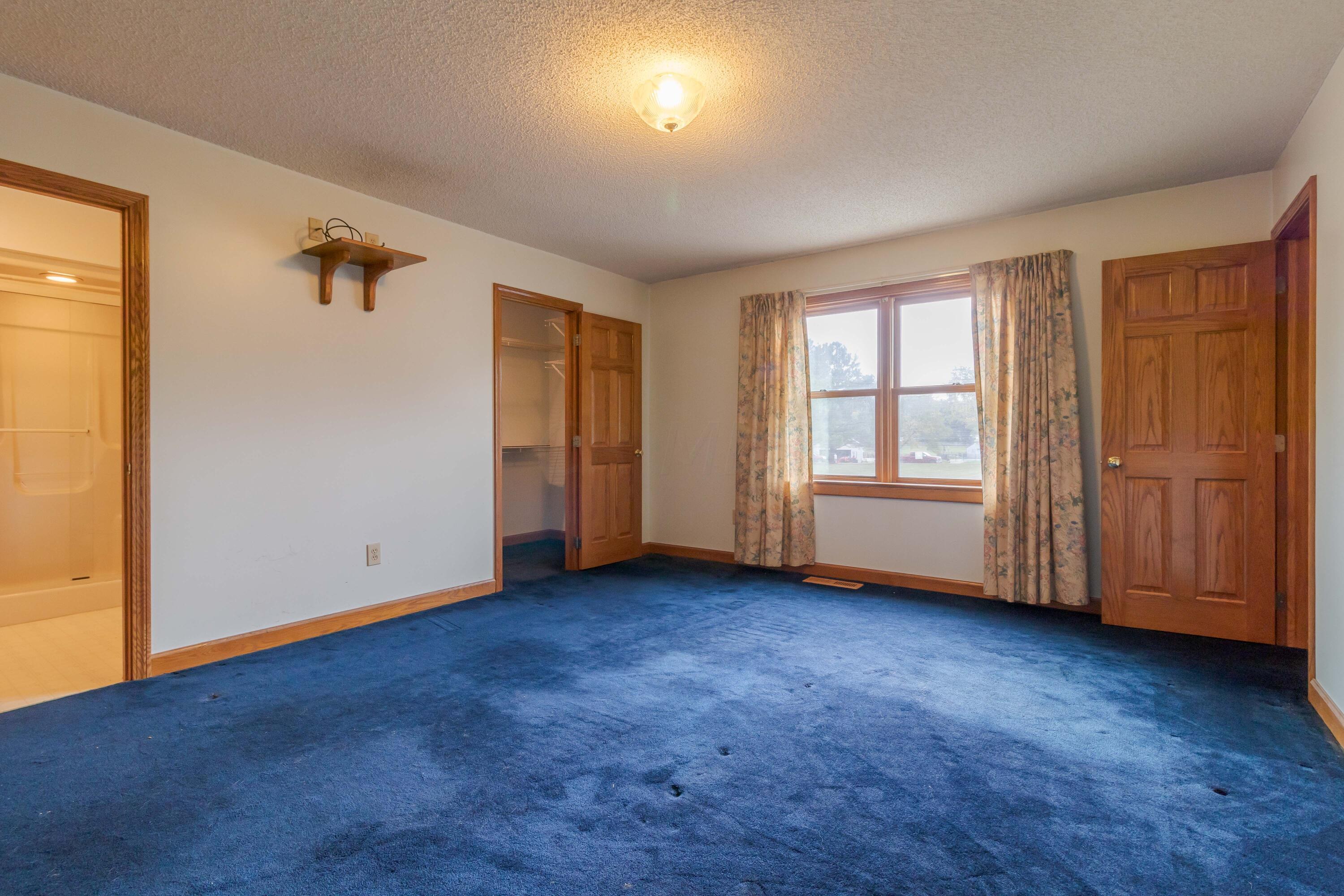 7667 Winchester Road Northwest Carroll, OH 43112 - Photo 23 of 65 Primary Bedroom