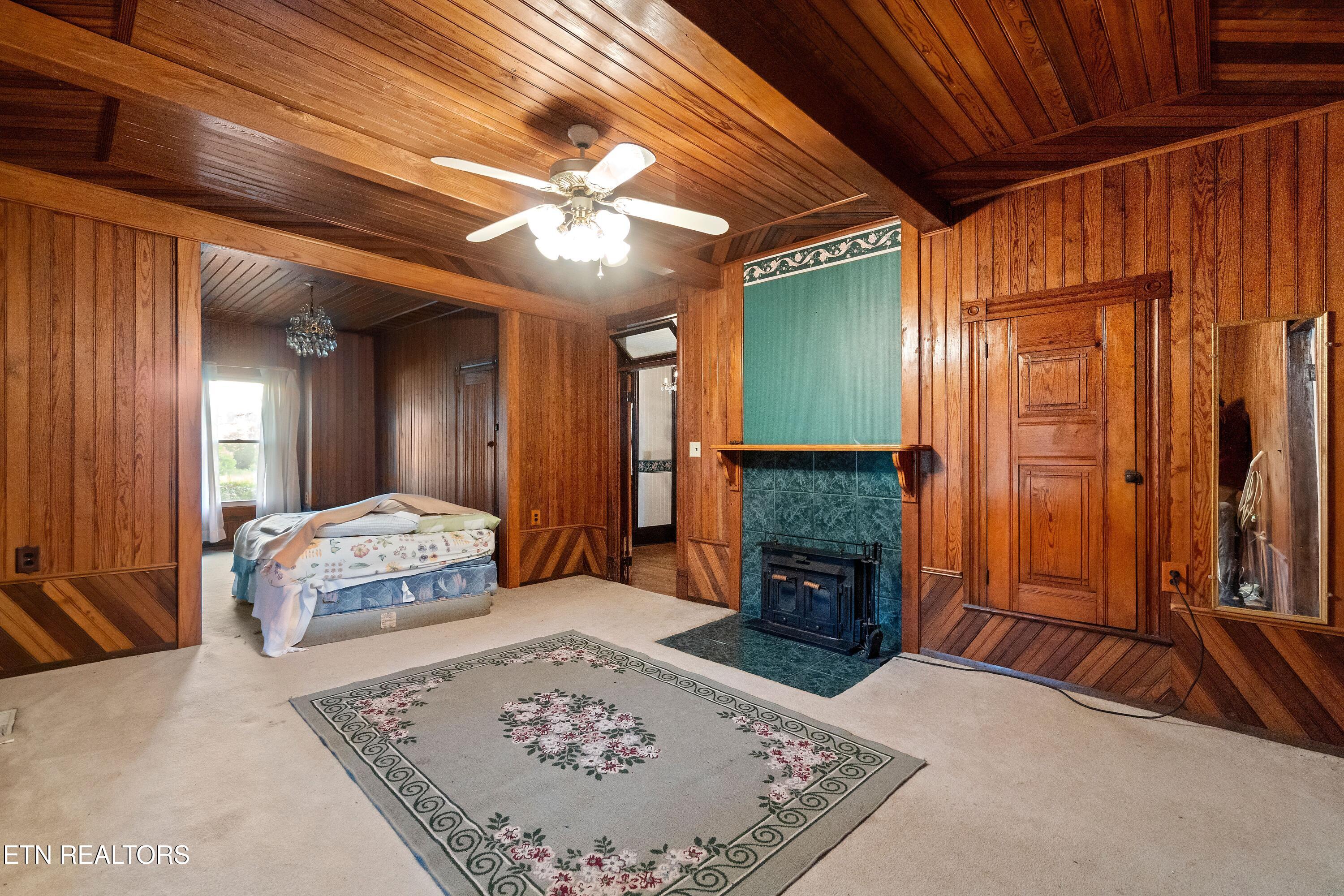 4245 Dulaney Road Greeneville, TN 37743 - Photo 5 of 39 dulaney lr fireplace