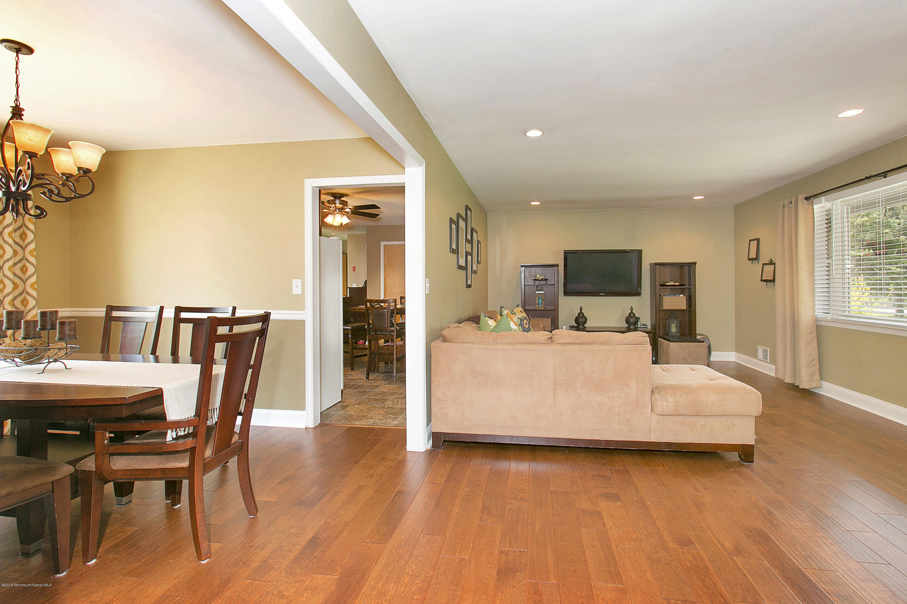 37 Frank Applegate Road Jackson, NJ 08527 - Photo 6 of 36 37 Frank Applegate Rd Jackson-print-016-