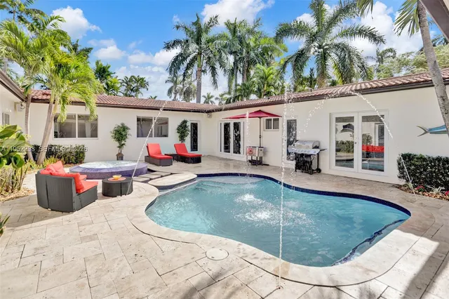 $1,375,000 | Hollywood Lakes North Lake, Hollywood, FL 33019
