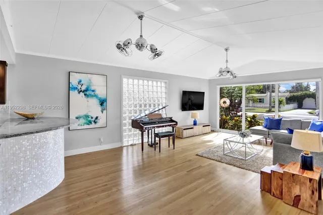 $1,375,000 | Hollywood Lakes North Lake, Hollywood, FL 33019