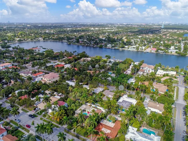 $1,375,000 | Hollywood Lakes North Lake, Hollywood, FL 33019