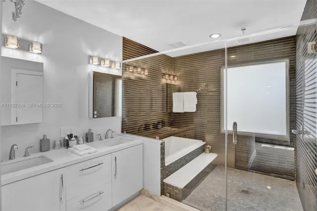 $1,375,000 | Hollywood Lakes North Lake, Hollywood, FL 33019