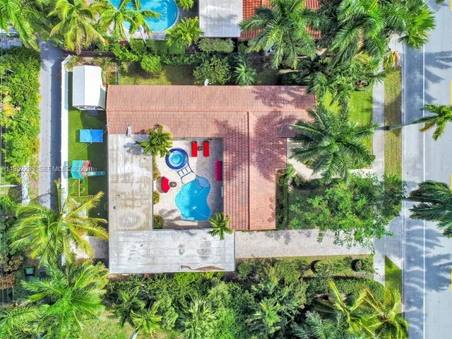 $1,375,000 | Hollywood Lakes North Lake, Hollywood, FL 33019