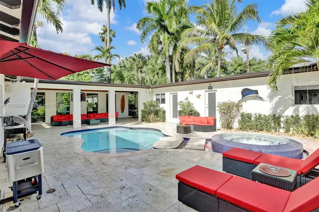 $1,375,000 | Hollywood Lakes North Lake, Hollywood, FL 33019