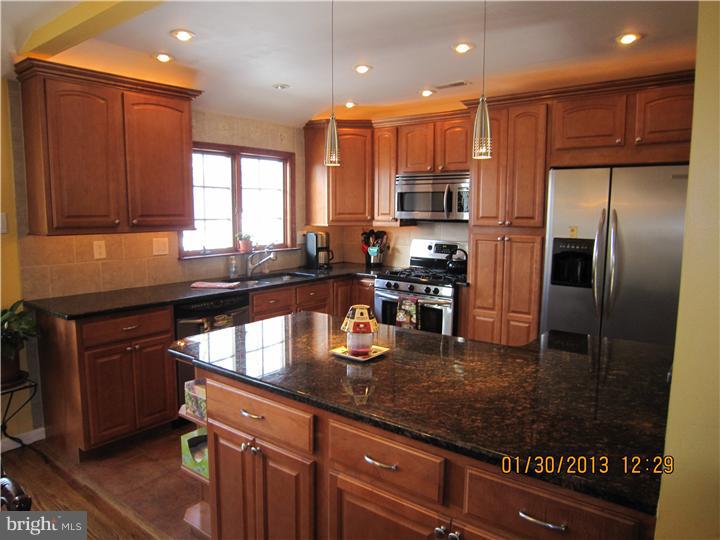 13 Lanfair Road Evesham, NJ 08053 - Photo 3 of 11 Kitchen