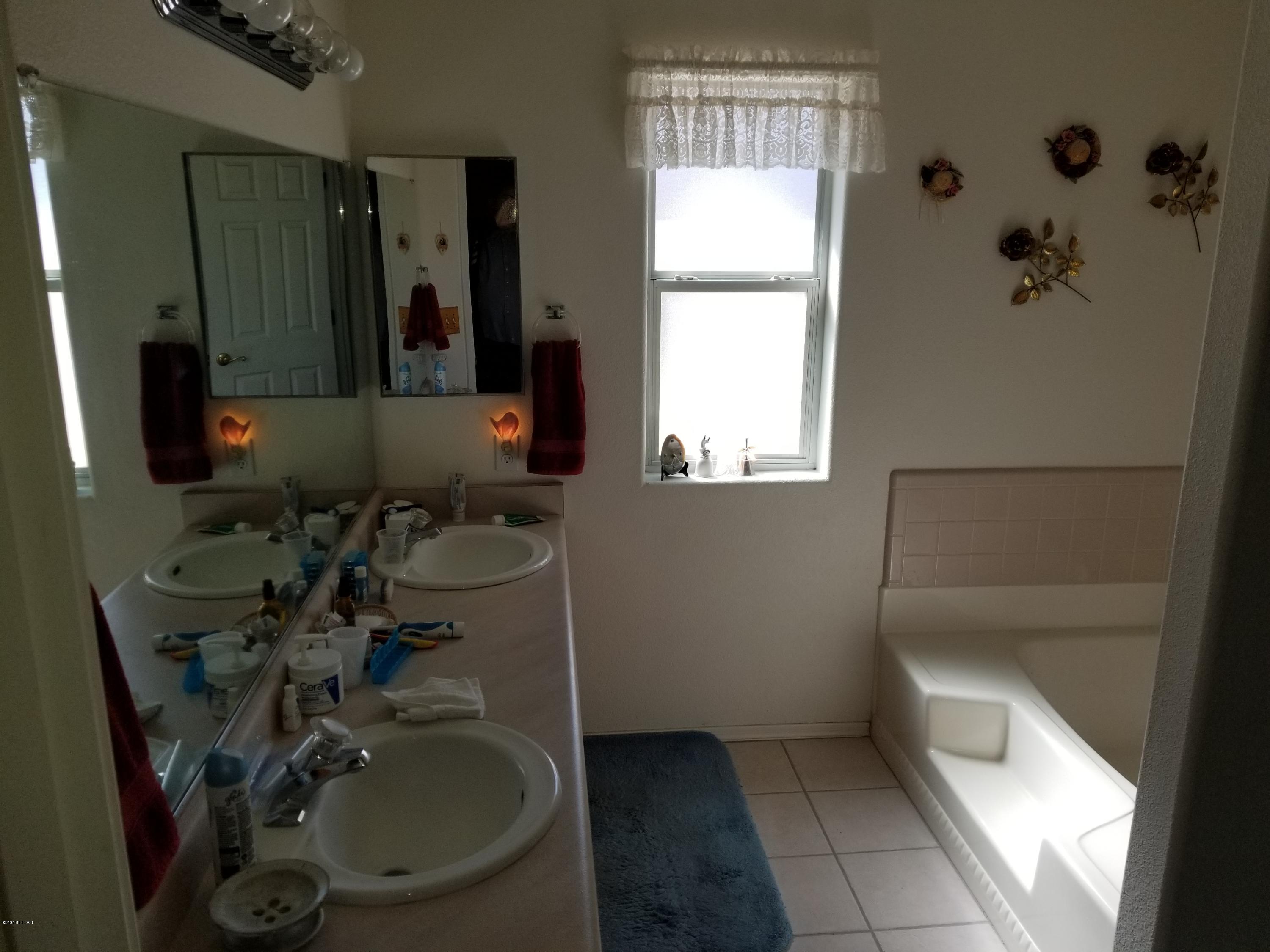 2594 Triangle Street Kingman, AZ 86401 - Photo 15 of 21 20180224_111310