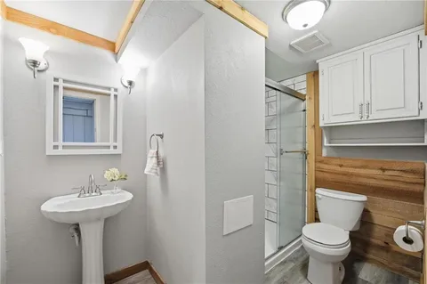 $230,000 | 5324 Douglas Avenue, Kansas City, KS 66106