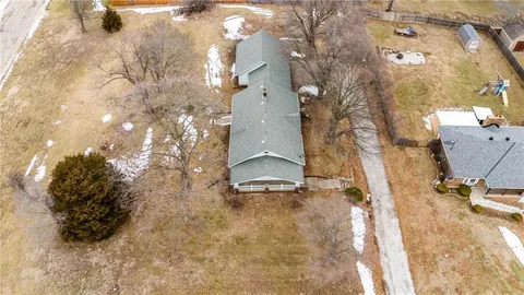 $230,000 | 5324 Douglas Avenue, Kansas City, KS 66106