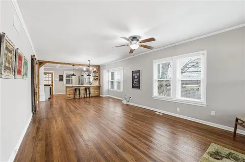 $230,000 | 5324 Douglas Avenue, Kansas City, KS 66106