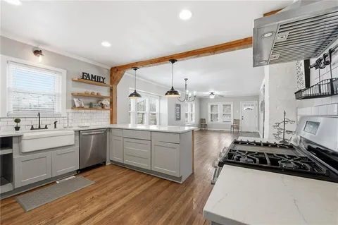 $230,000 | 5324 Douglas Avenue, Kansas City, KS 66106