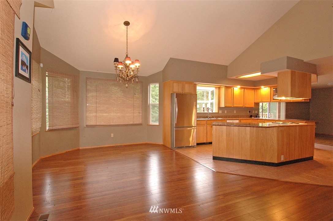 50 East Glacier Crest Road Grapeview, WA 98546 - Photo 5 of 14 Gallery Image 5