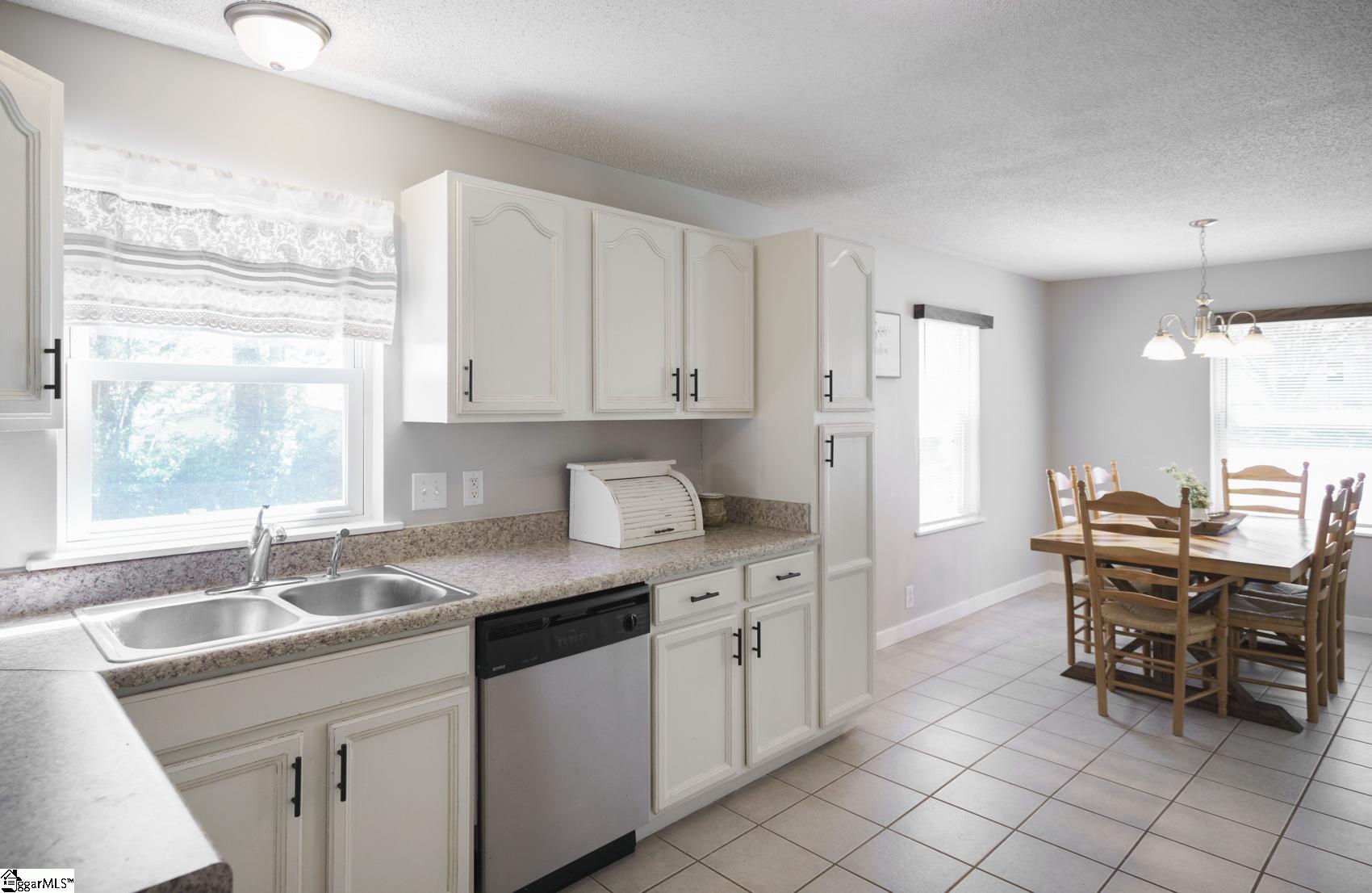 428 Childress Road Easley, SC 29640 - Photo 11 of 33 Gallery Image 11