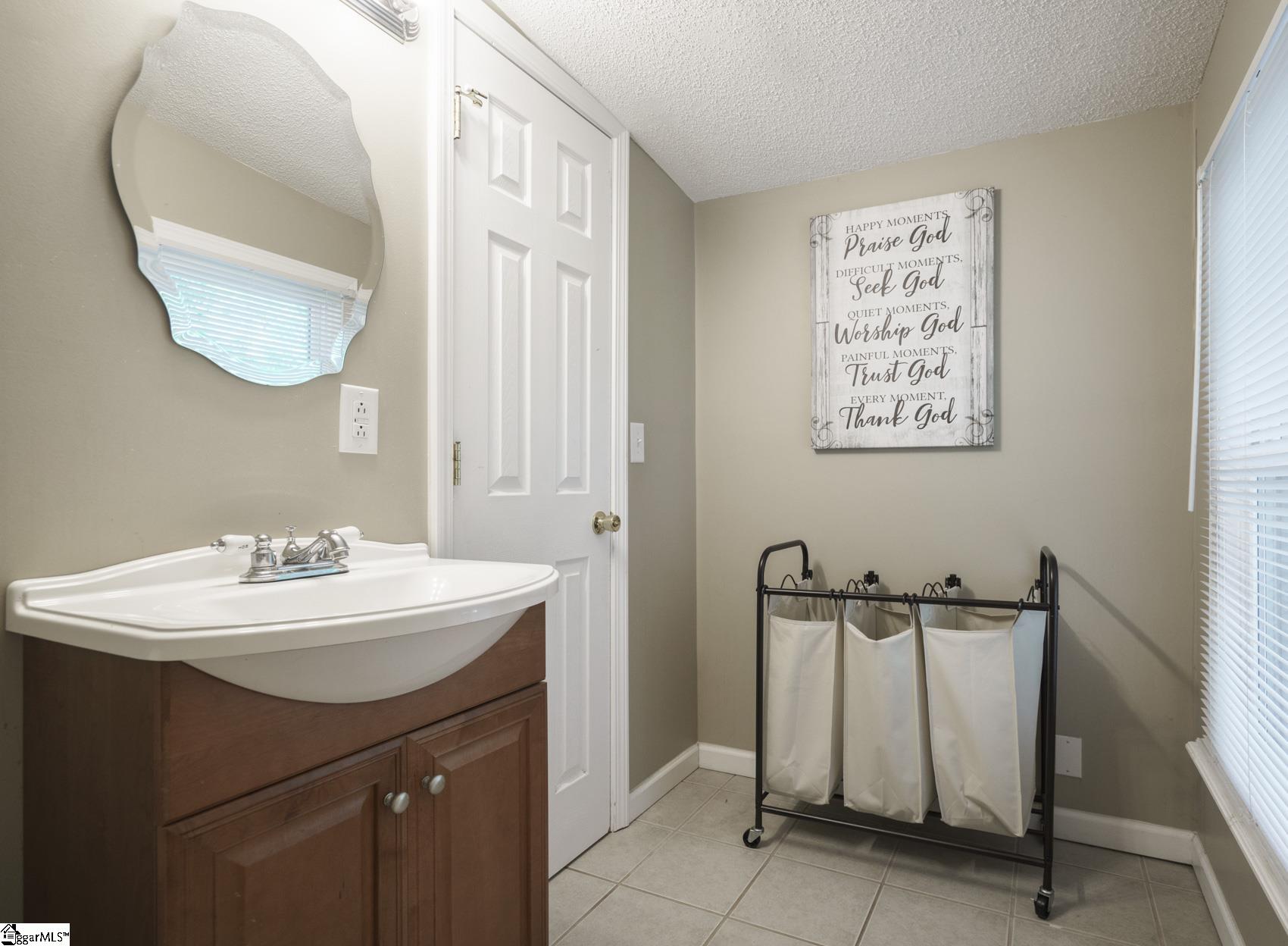 428 Childress Road Easley, SC 29640 - Photo 25 of 33 Gallery Image 25