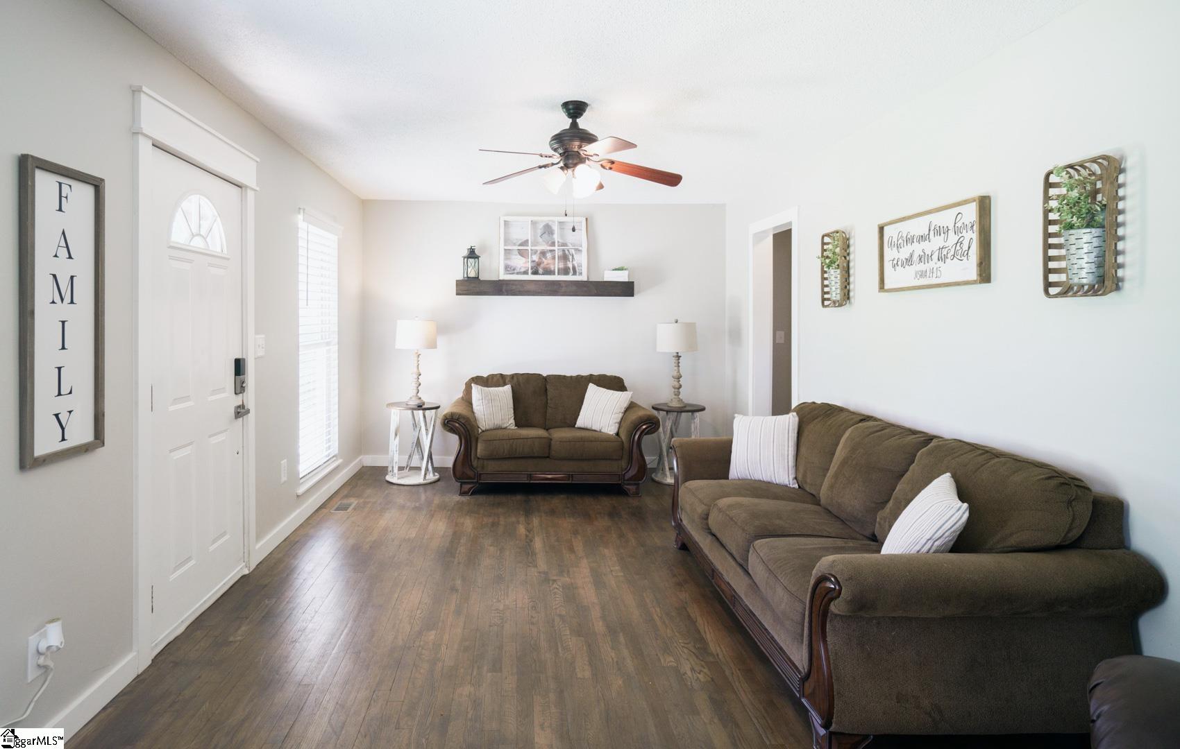 428 Childress Road Easley, SC 29640 - Photo 8 of 33 Gallery Image 8