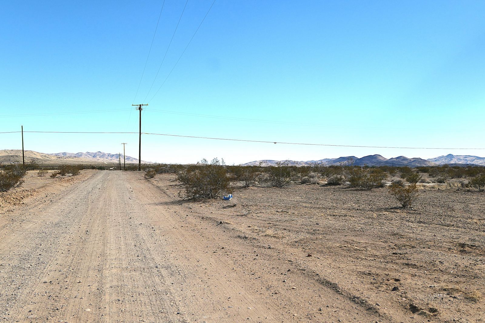 508-052-32 Primavera Street Ridgecrest, CA 93555 - Photo 3 of 20
