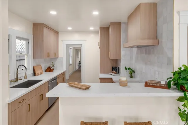 $1,165,000 | 4027 East 11th Street, Long Beach, CA 90804