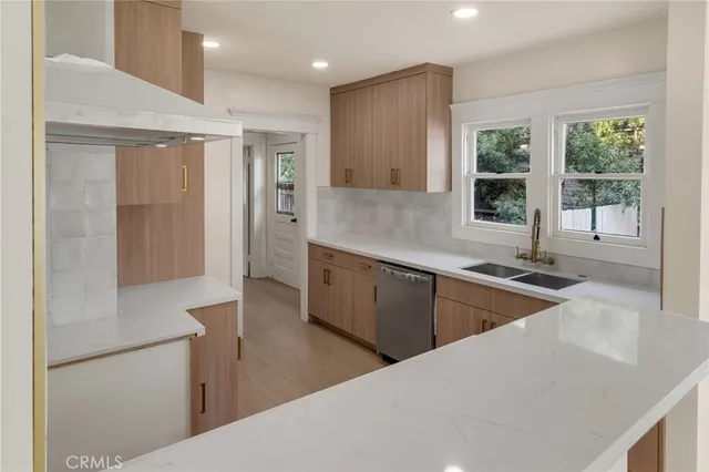 $1,165,000 | 4027 East 11th Street, Long Beach, CA 90804