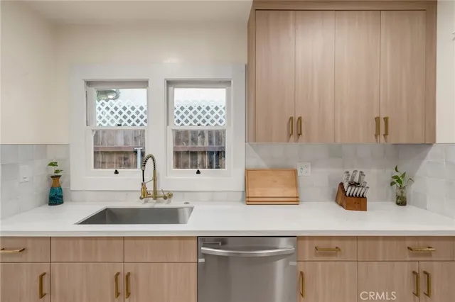 $1,165,000 | 4027 East 11th Street, Long Beach, CA 90804