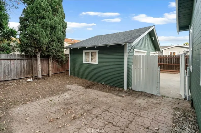 $1,165,000 | 4027 East 11th Street, Long Beach, CA 90804