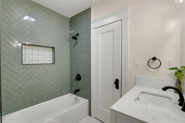 $1,165,000 | 4027 East 11th Street, Long Beach, CA 90804