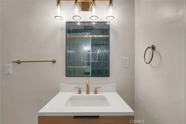 $1,165,000 | 4027 East 11th Street, Long Beach, CA 90804