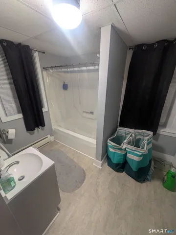 $1,200 | 174 South Main Street, Unit 4, Brooklyn, CT 06234