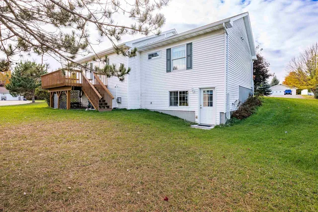 $408,500 | 402 Carmen Avenue, Cloquet, MN 55720