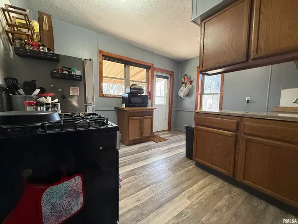 $49,500 | 305 West McLean Street, Colchester, IL 62326