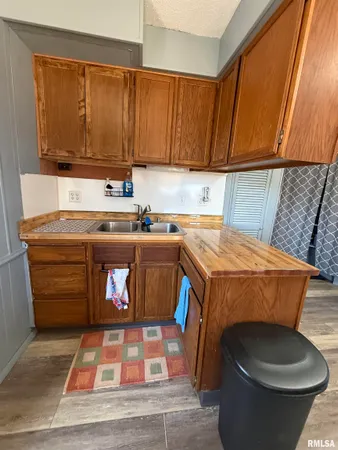 $49,500 | 305 West McLean Street, Colchester, IL 62326