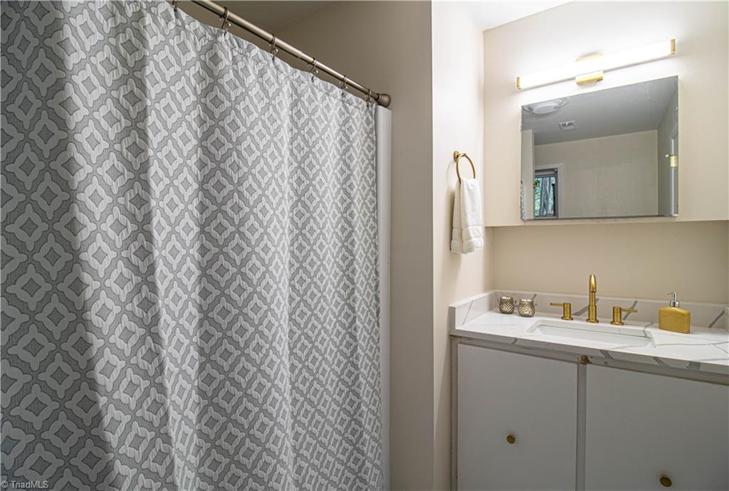 5131 River West Road Lewisville, NC 27023 - Photo 28 of 47 Lower Level Full Bath 1