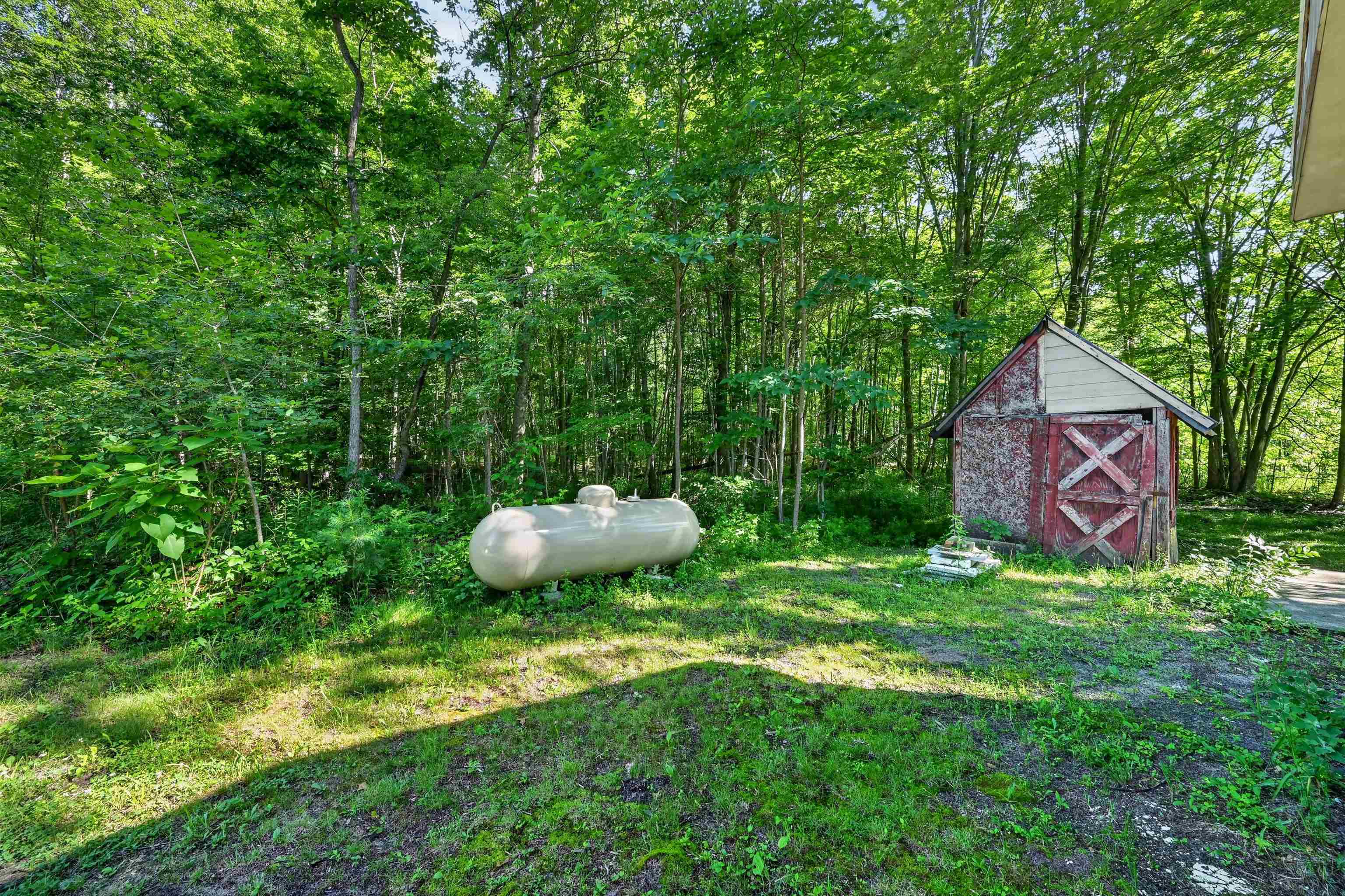 249 East Bradford Road Midland, MI 48640 - Photo 46 of 66