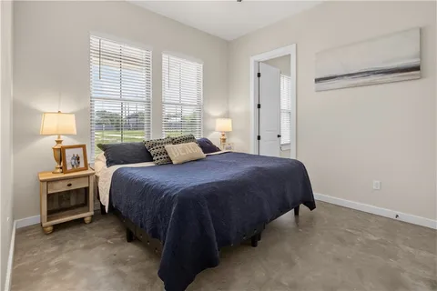 $1,100,000 | 1056 Glenoak Drive, Corpus Christi, TX 78418