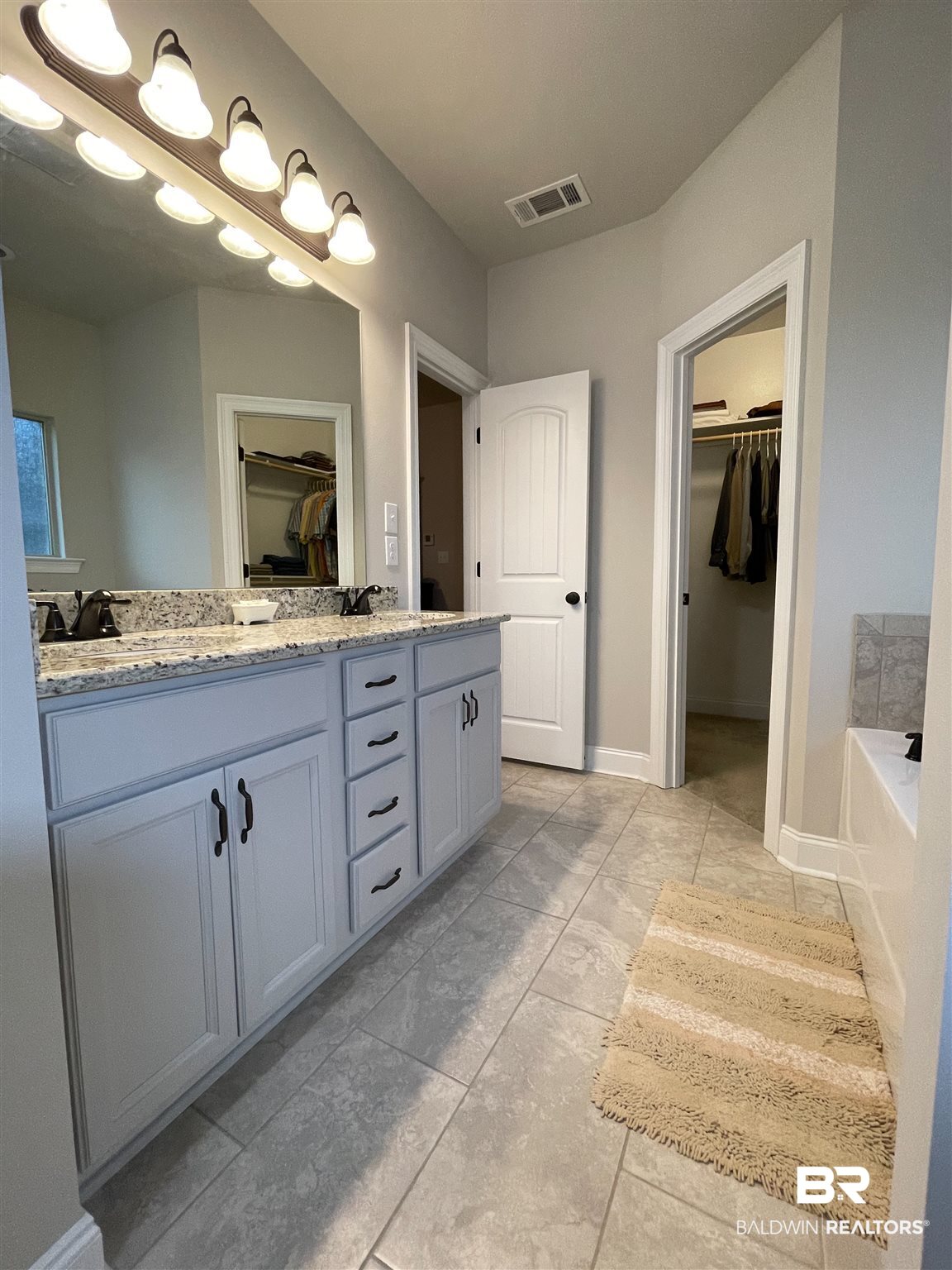 15071 Troon Drive Foley, AL 36535 - Photo 20 of 22 Master Bath