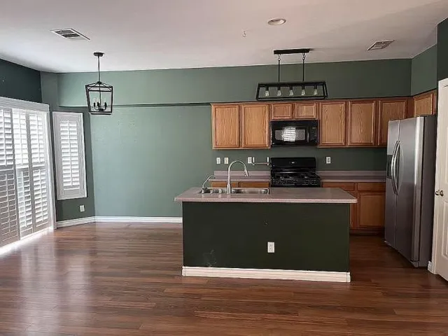 $499,000 | 7932 Dexter Falls Street, Las Vegas, NV 89149