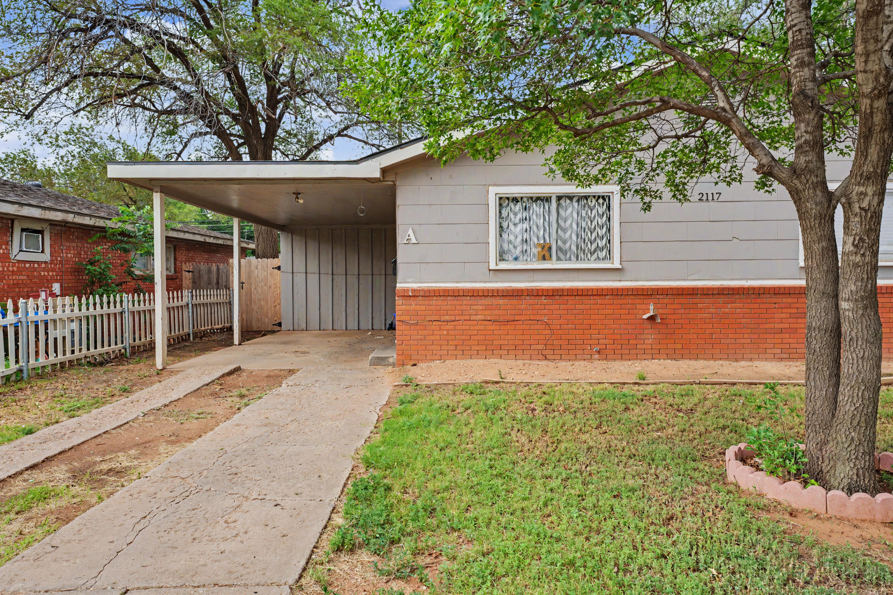 2117 35th Street Lubbock, TX 79412 - Photo 2 of 14 DSC01992