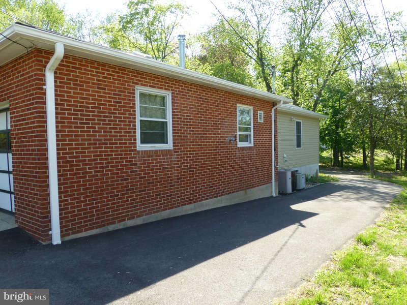 7406 Mulberry Road Hanover, MD 21076 - Photo 2 of 26 VERY NICE ADDITION!