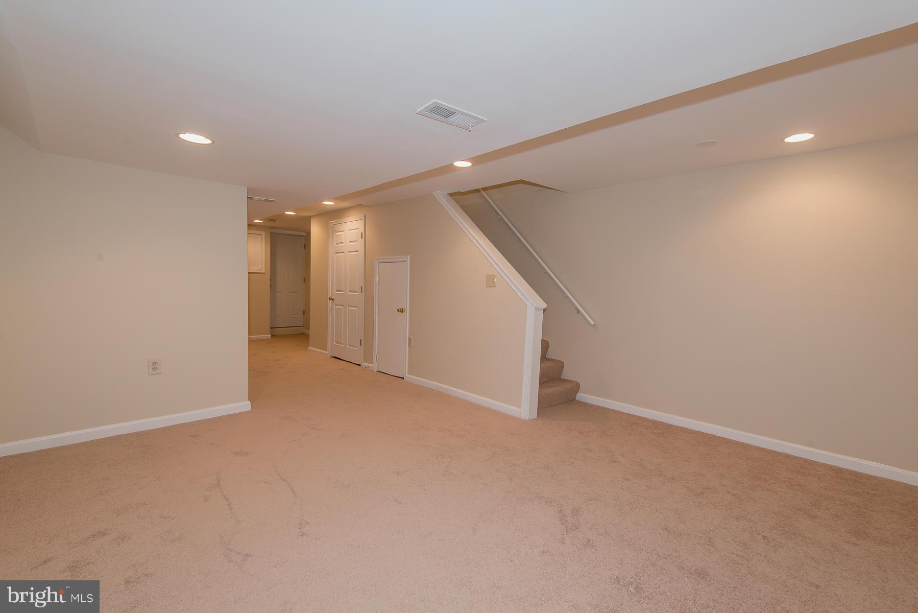 739 Old Riverside Road Baltimore, MD 21225 - Photo 16 of 24 Lower Level