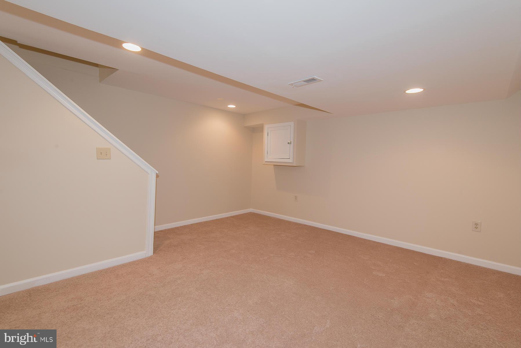 739 Old Riverside Road Baltimore, MD 21225 - Photo 18 of 24 Lower Level