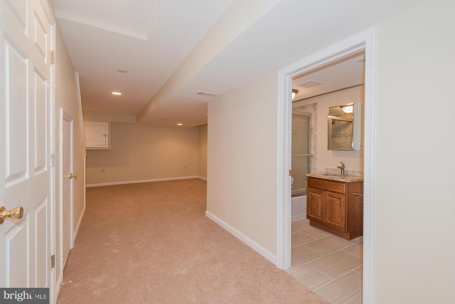 739 Old Riverside Road Baltimore, MD 21225 - Photo 19 of 24 Lower Level