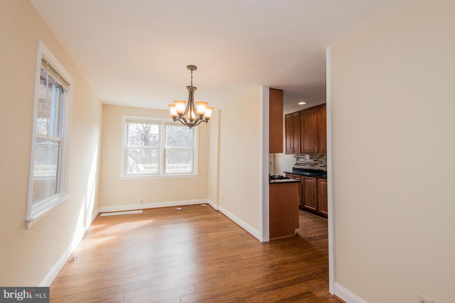 739 Old Riverside Road Baltimore, MD 21225 - Photo 9 of 24 Dining Room
