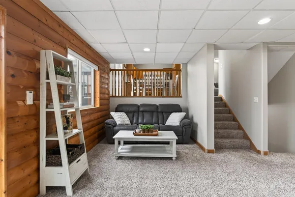 $414,900 | 600 3rd Street Southwest, St. Michael, MN 55376