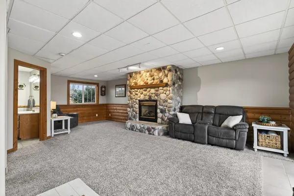 $424,900 | 600 3rd Street Southwest, St. Michael, MN 55376