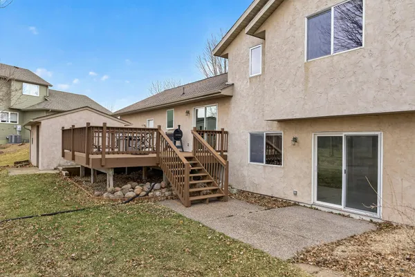 $414,900 | 600 3rd Street Southwest, St. Michael, MN 55376