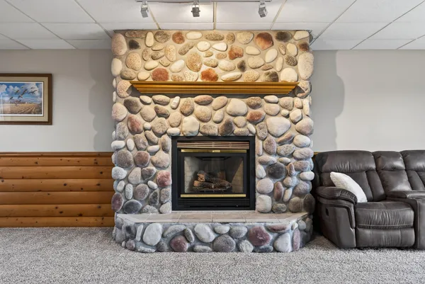 $424,900 | 600 3rd Street Southwest, St. Michael, MN 55376