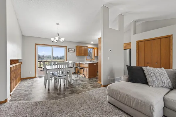 $414,900 | 600 3rd Street Southwest, St. Michael, MN 55376